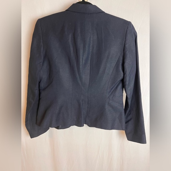Calvin Klein navy Linen/Rayon blazer with gold buttons size 8 - Picture 5 of 5